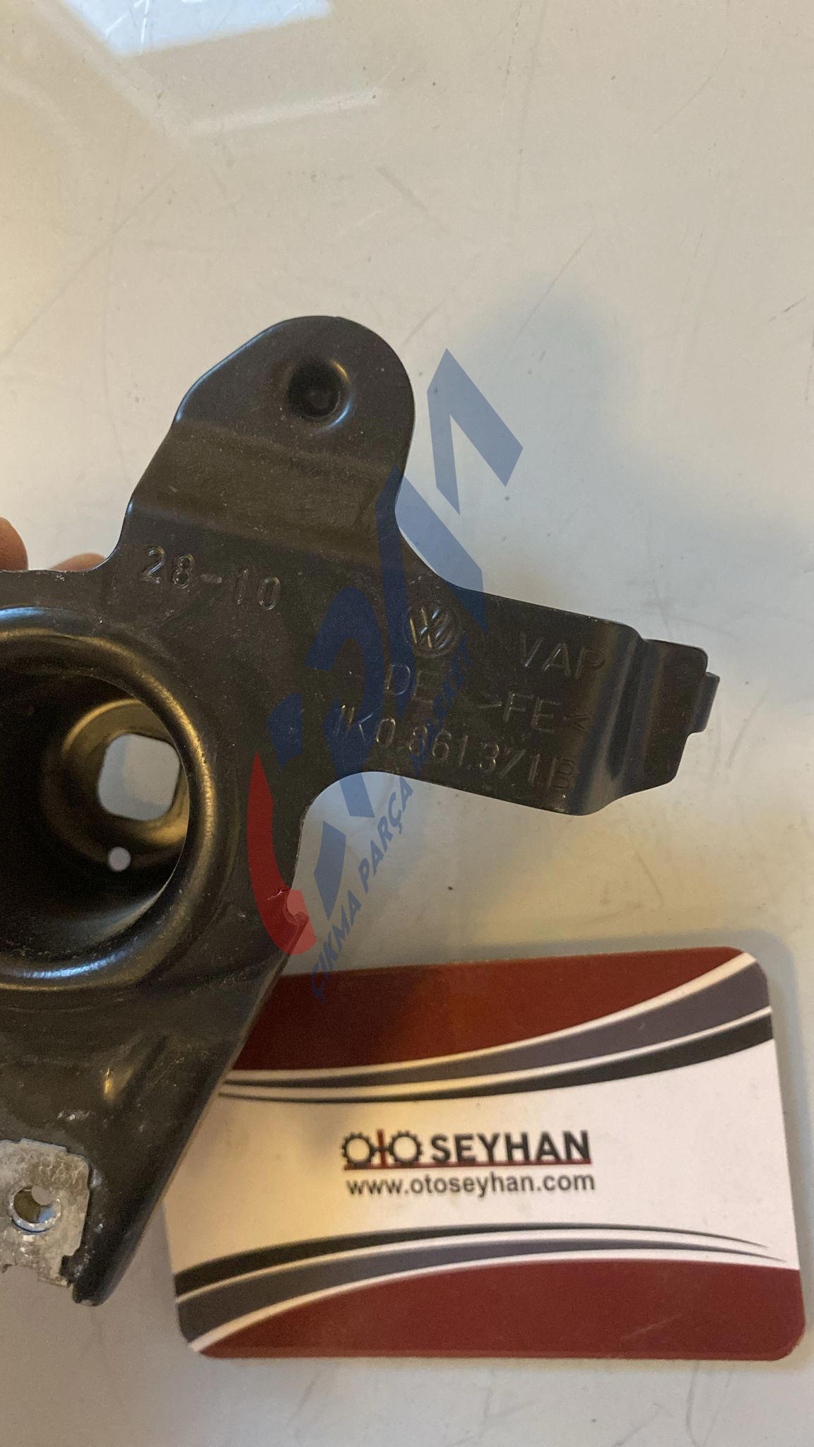 1K0861371B vw golf 6 el fren tabancası sabitleme demiri