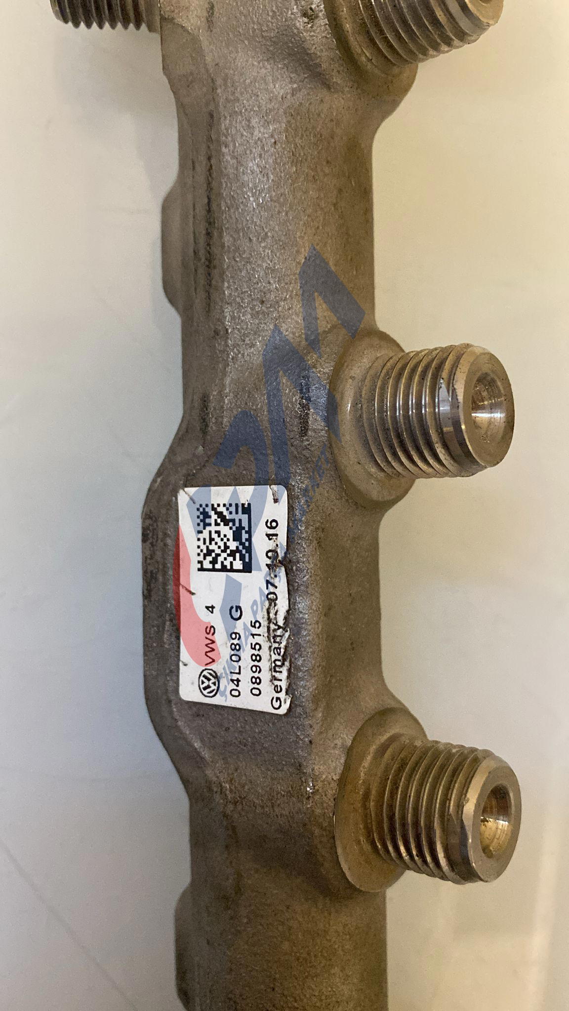04L089G Volkswagen Passat B8 2.0 tdi CRL motor enjektör rail borusu