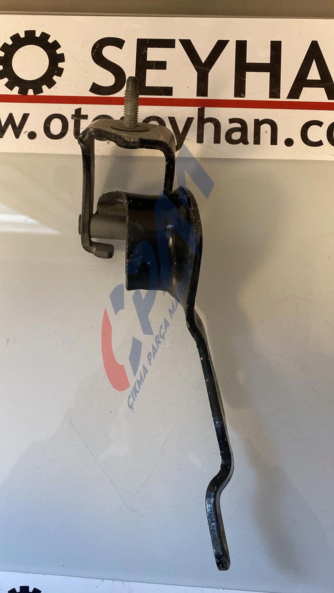 8p4827299A Audi a3 2010 bağaj kapağı menteşesi sol