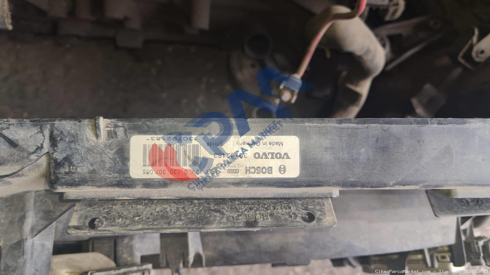 Volvo S80,V70 Dizel 2.4 D5 radyatör soğutma fanı 30792183