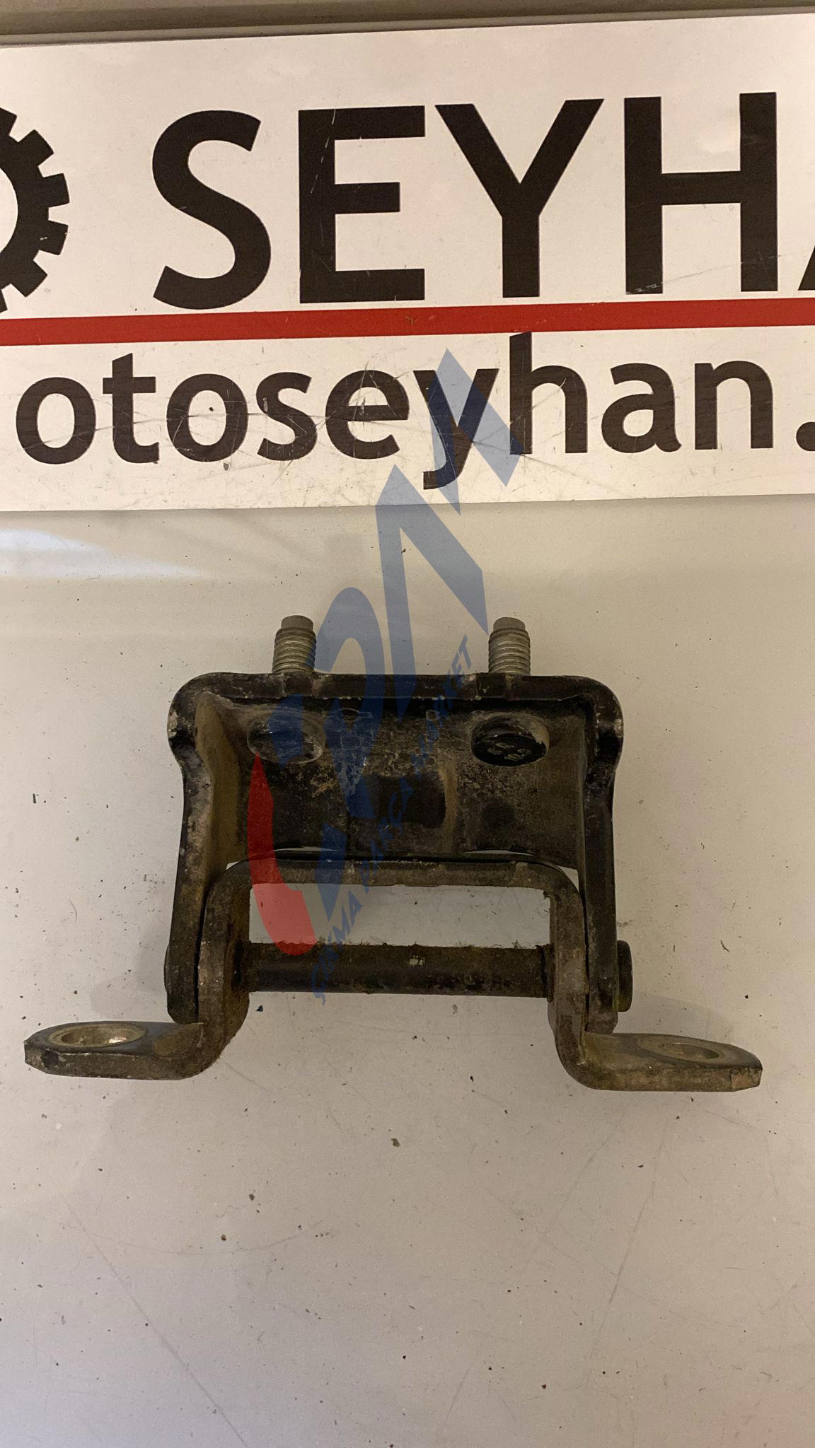 nissan primera 2007 sol arka kapı üst menteşesi