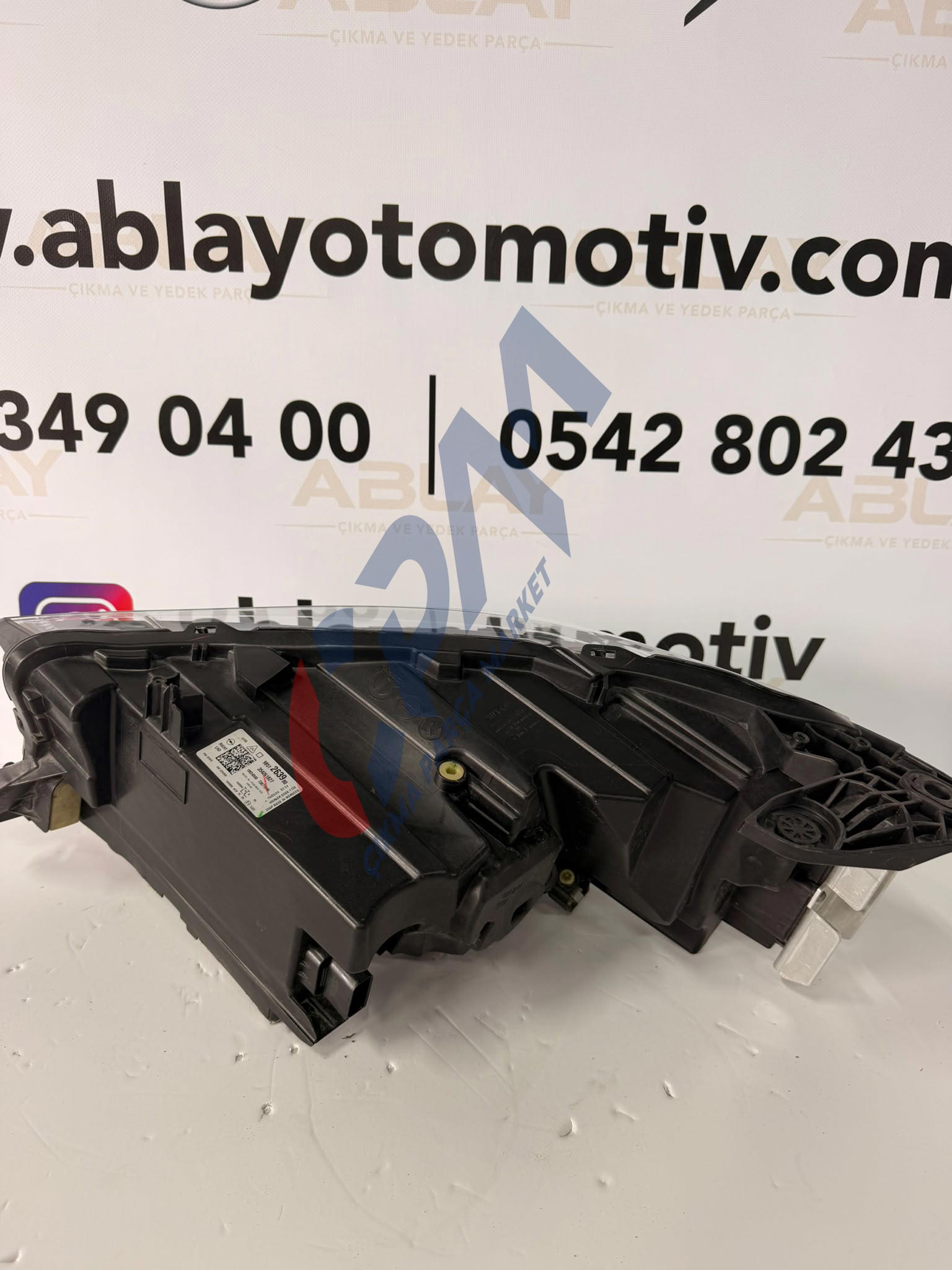 OPEL CORSA F KASA MAKYAJLI SAĞ ÖN FAR