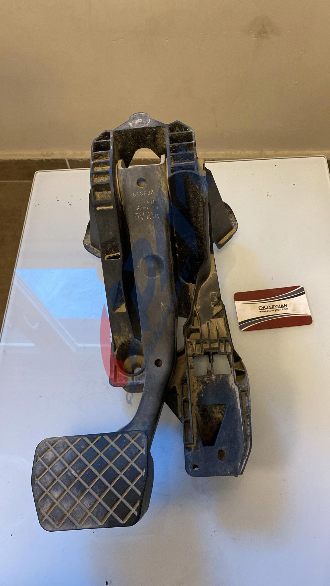 5Q1723058BN audi a3 2019 otomatik fren pedalı