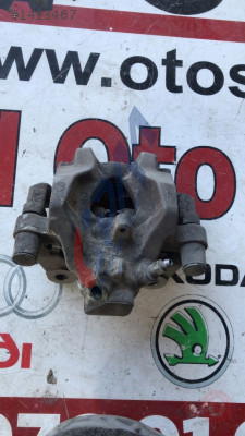 mercedes c180 w204 sol arka fren merkezi