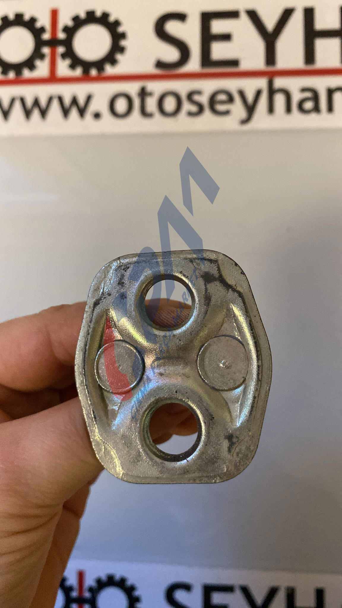 Nissan Primera 2007 sol ön kapı kilit karşılığı