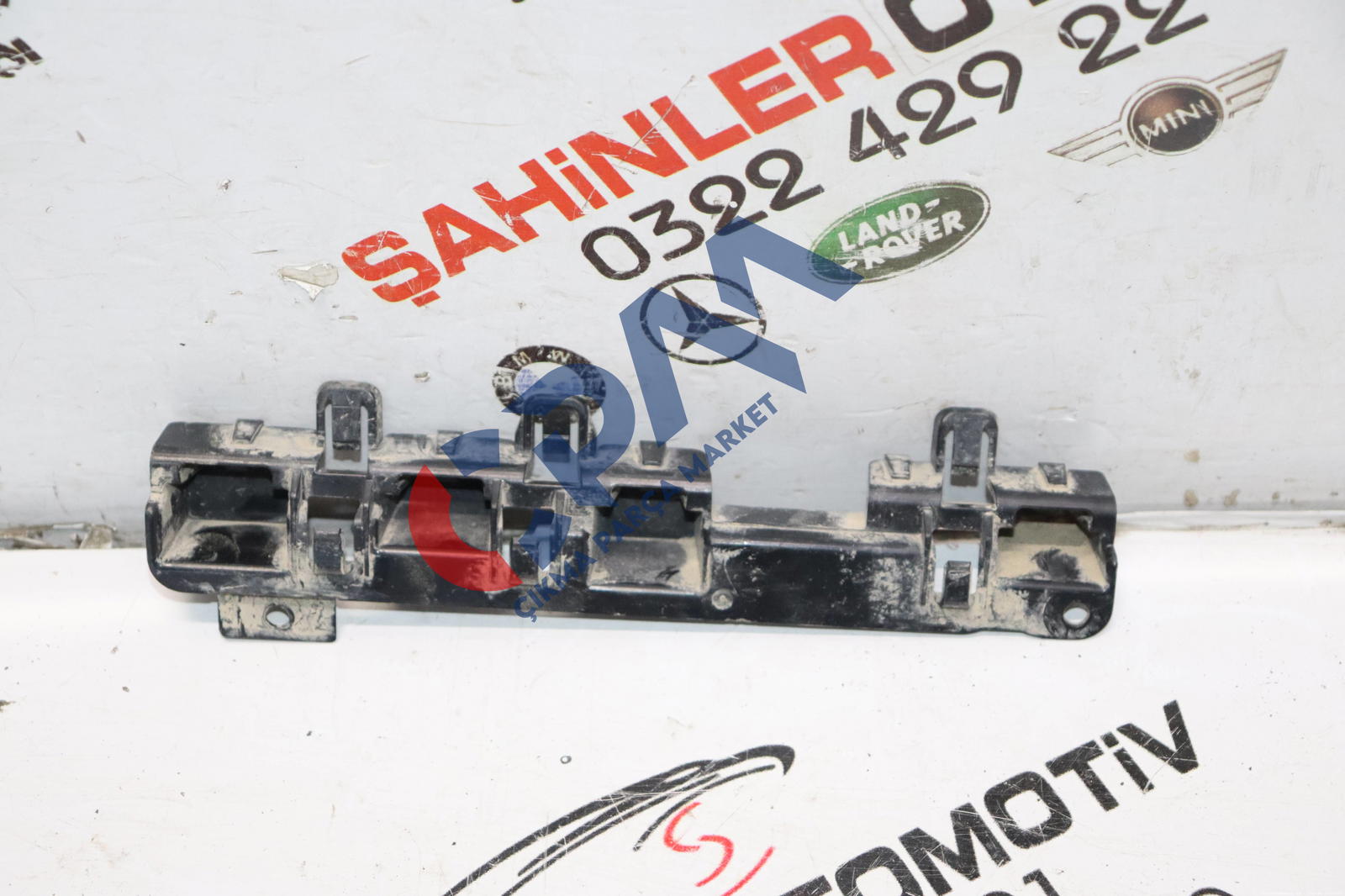 2018 2024 BMW 3 Serisi Sol Ön Braket 51777428035