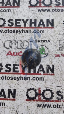 1j0512135 Skoda Octavia amortisör üst plastiği