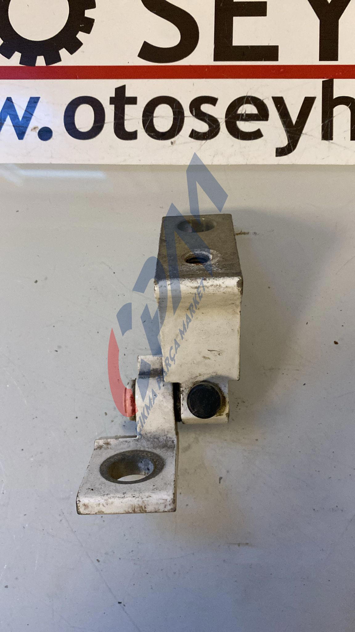 8X0831403E 8X0833405A Seat Leon 2017 sol ön arka alt üst kapı menteşesi