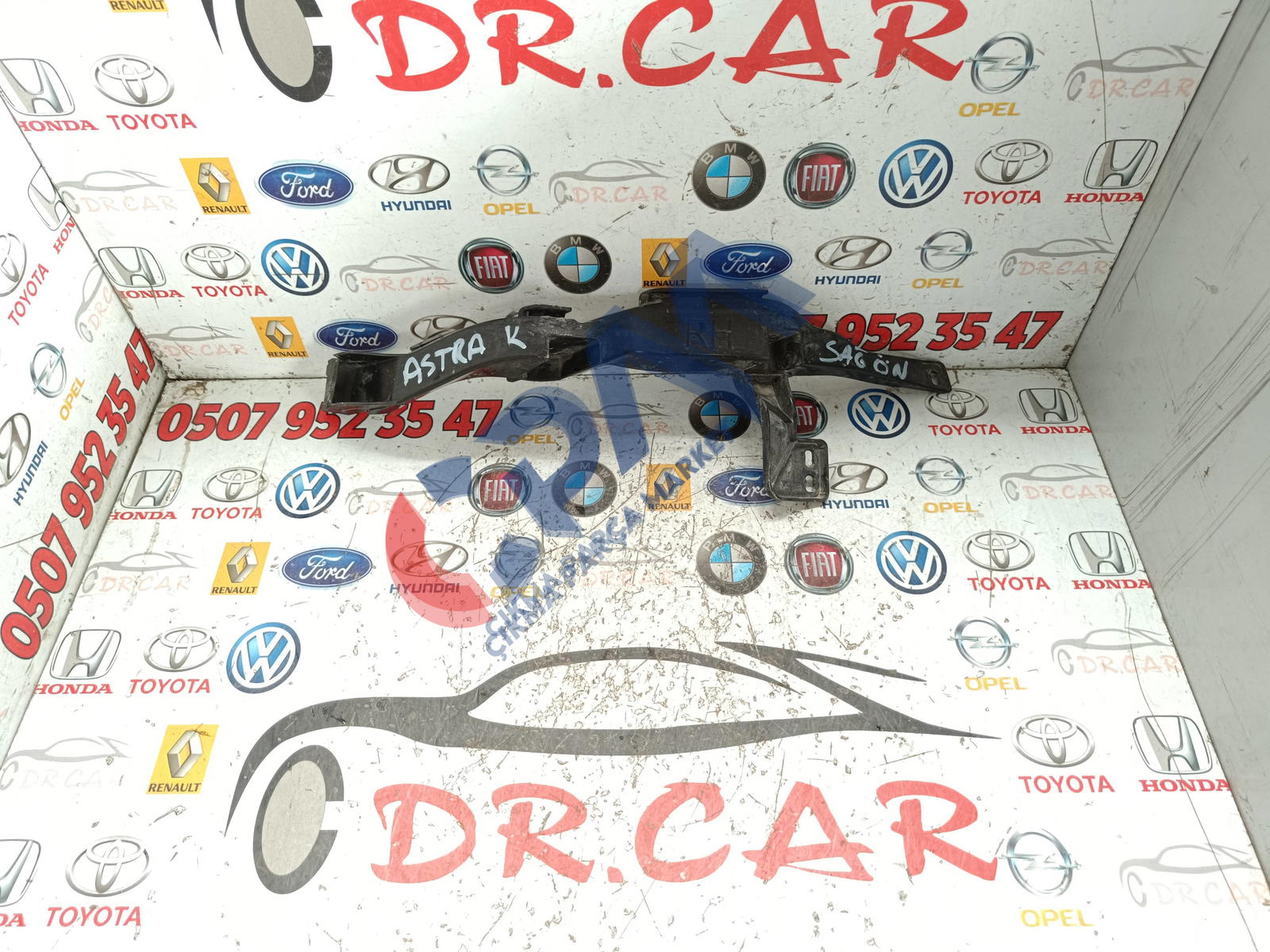 Opel Astra K Sağ Ön Tampon Braketi 236528514