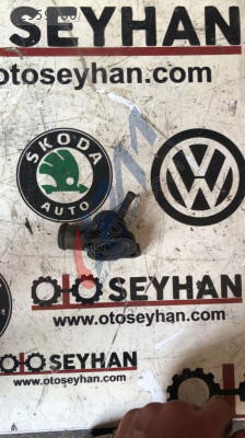 04L121131 Passat b8 dcx su flanşı