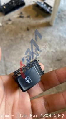 5G0959855K skoda octavia 2021 sol ön cam düğmesi