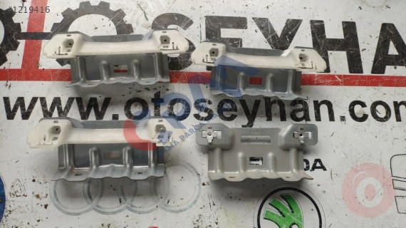 5N0858687A 1K0858685 vw tiguan tavan tutamağı braketleri