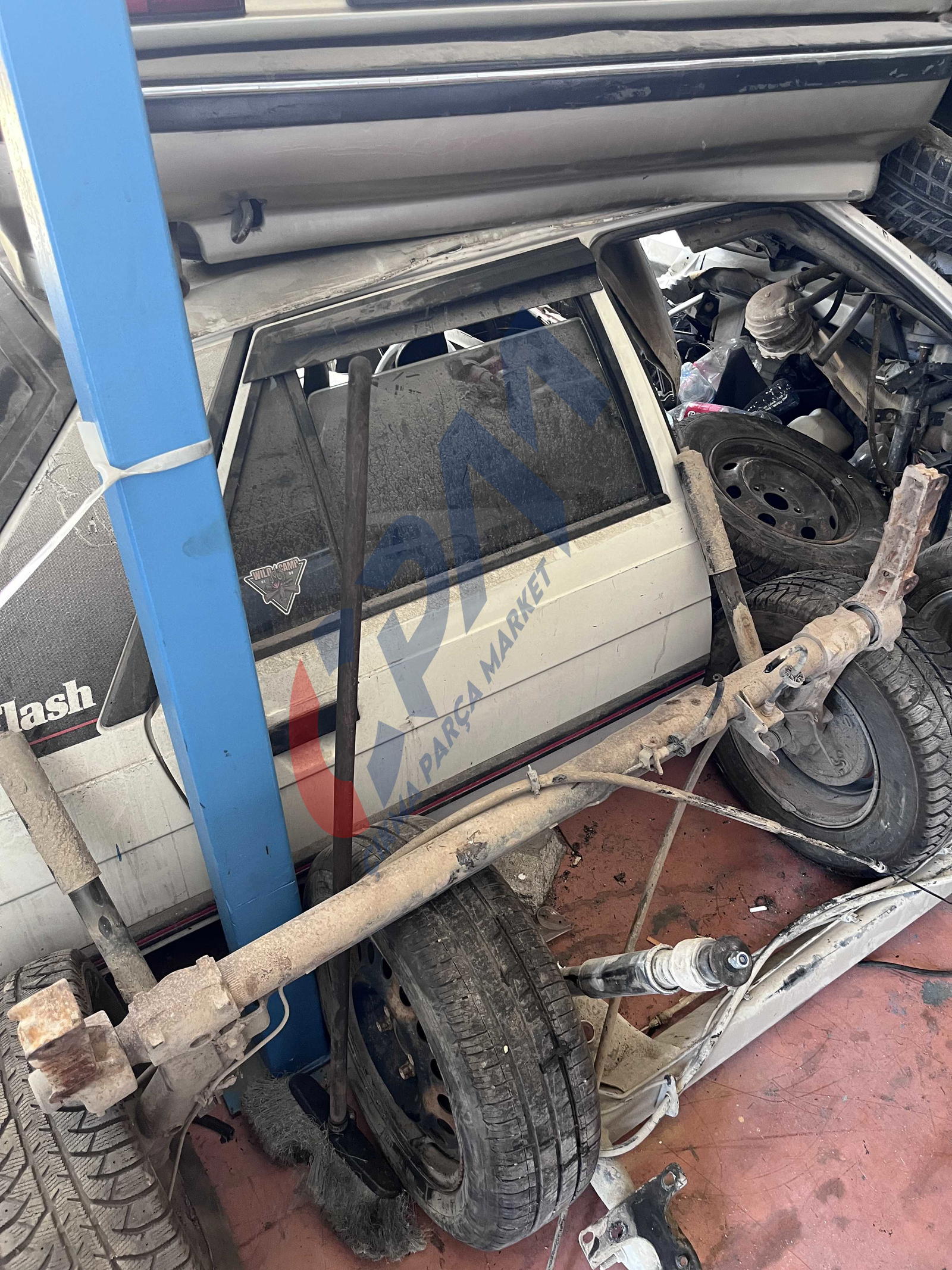 RENAULT R19 ARKA DİNGİL