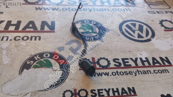 4H0973712 Skoda Octavia 2021 arka stop lambası soketi