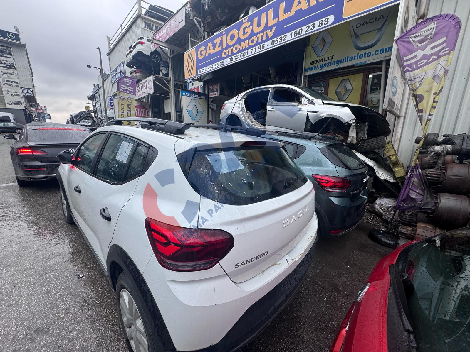 Dacia Sandero Stepway Çıkma Kesme Tavan Beyaz Renk