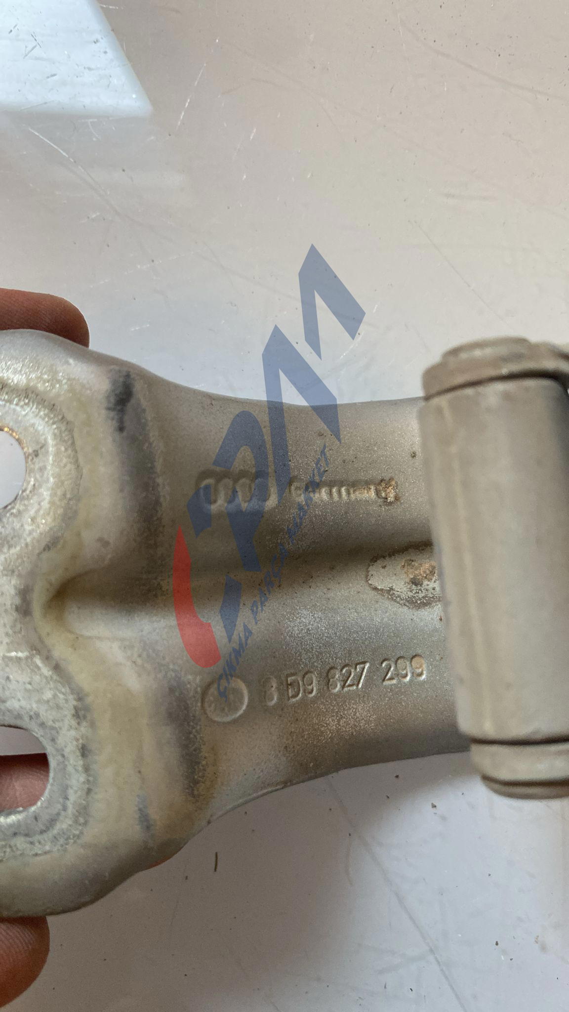 8D9827299 seat ibiza 2008 bagaj menteşesi sağ sol uyumlu