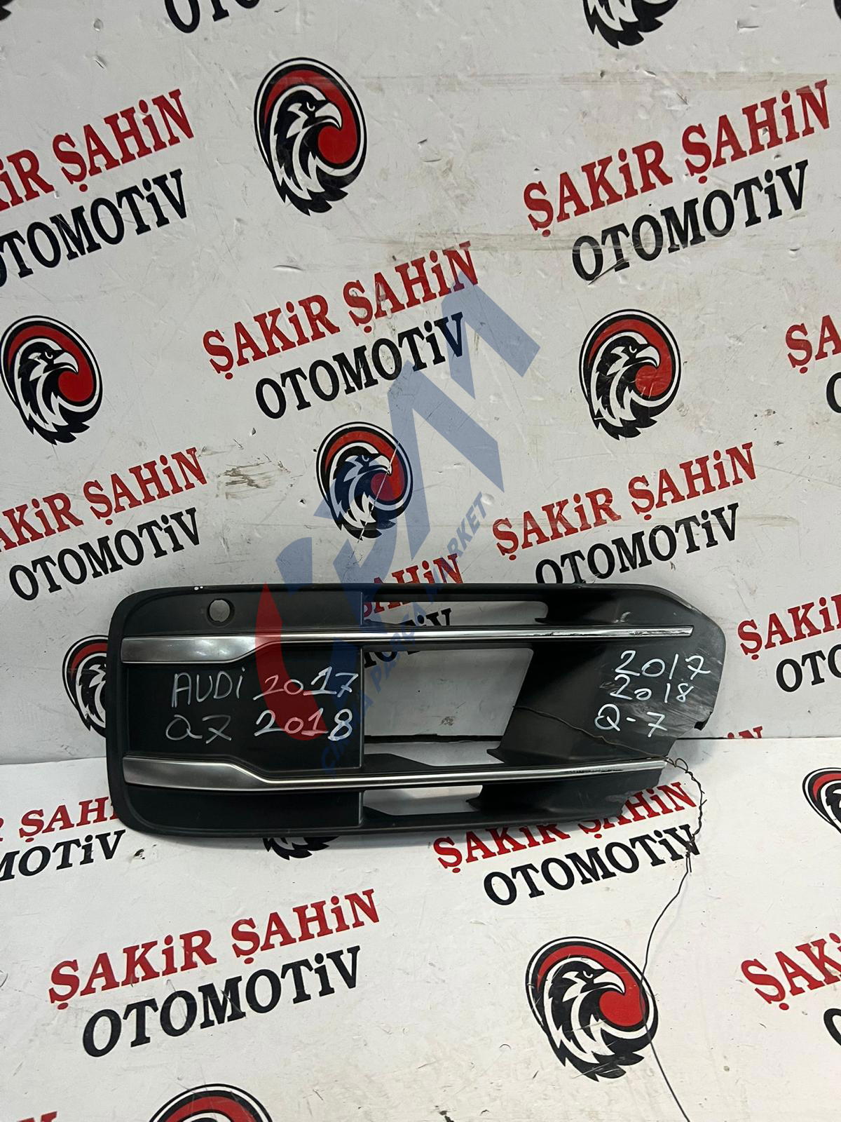 2017 2018 Audi Q7 Sis Far Kapağı