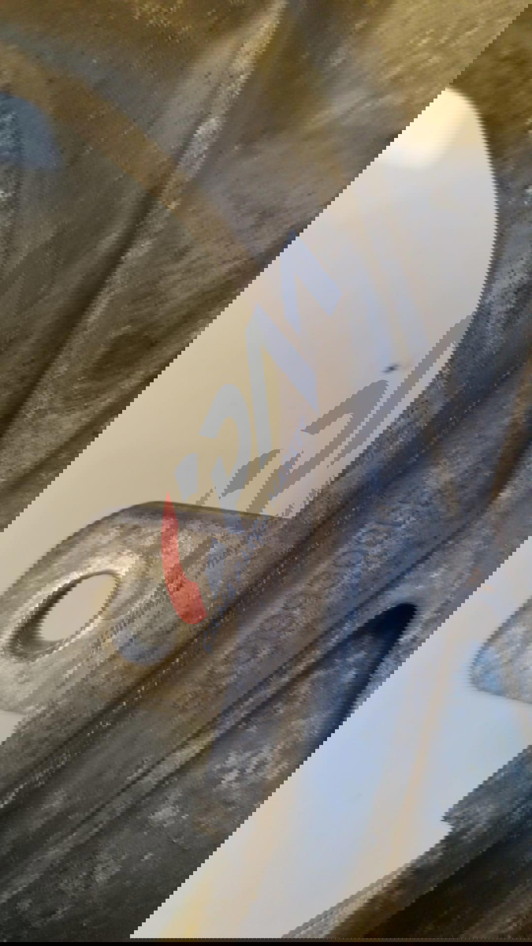 8K0199308 Audi A4 2014 sağ motor kulağı bağlantı braketi