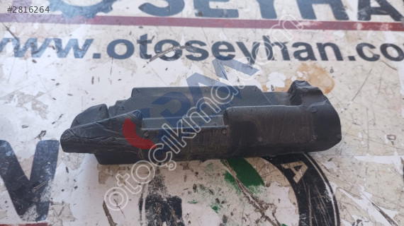 8K0867369 Audi A4 2014 sol arka kapı iç kauçuk