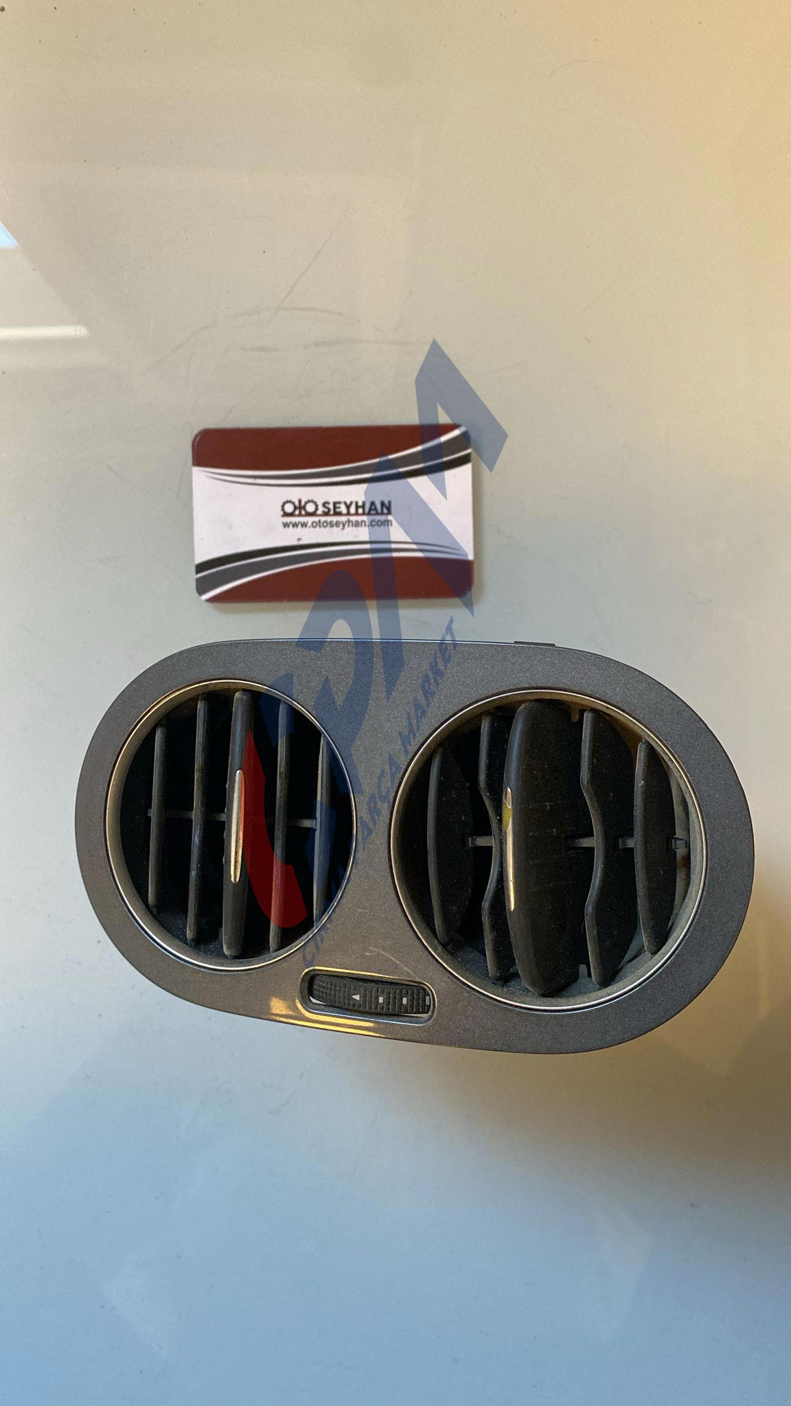 5M0819759 5N0819710 vw tiguan sağ havalandırma ızgarası difüzör