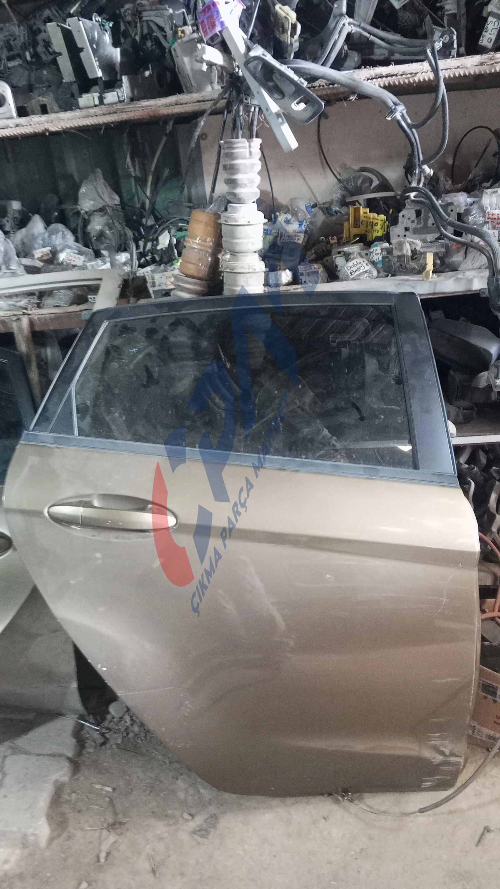 2009 2017 Ford Fiesta Kapı