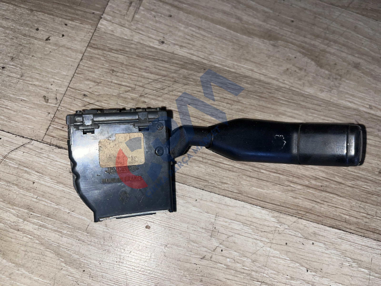 RENAULT R19 SİLECEK KOLU