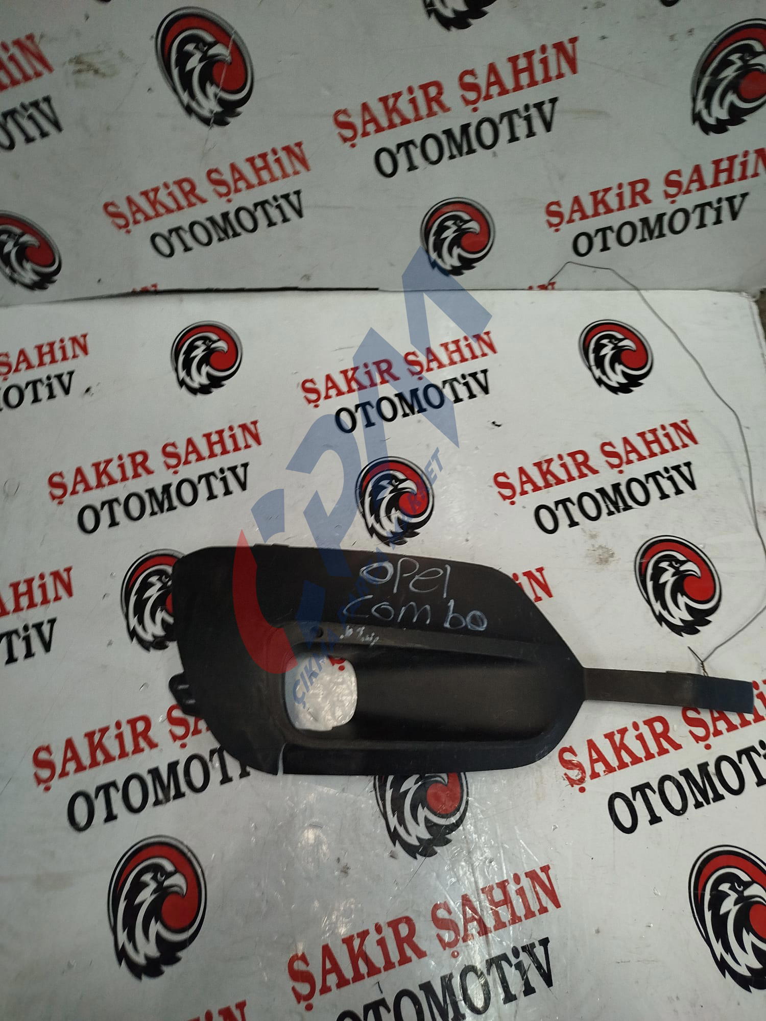 Opel Combo Sis Far Kapağı