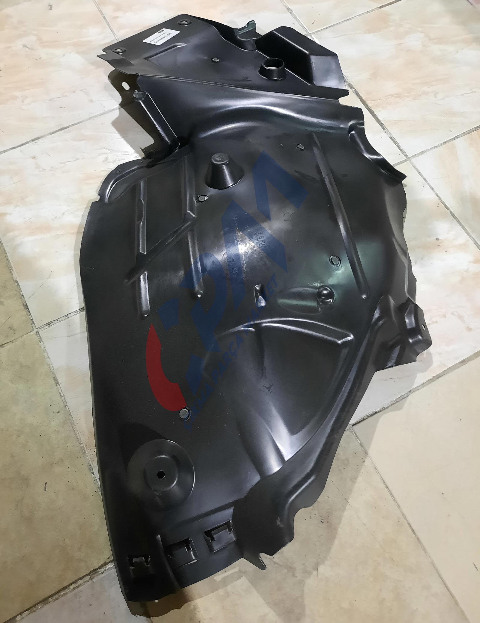 Mercedes C Serisi A205 DAVLUMBAZI Çamurluk A2056913000