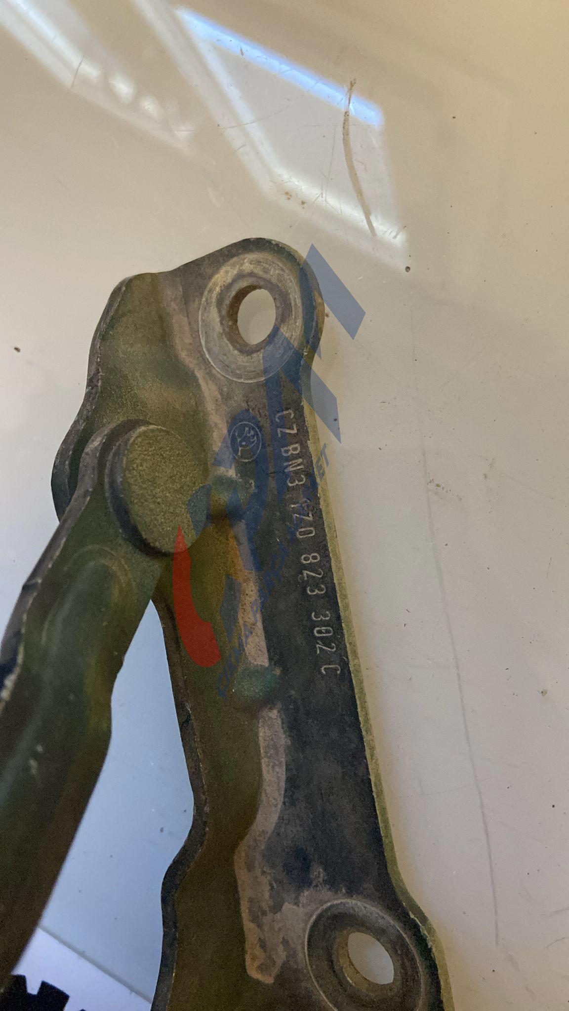 1Z0823302C skoda octavia 2005 2012 kaput menteşesi sağ