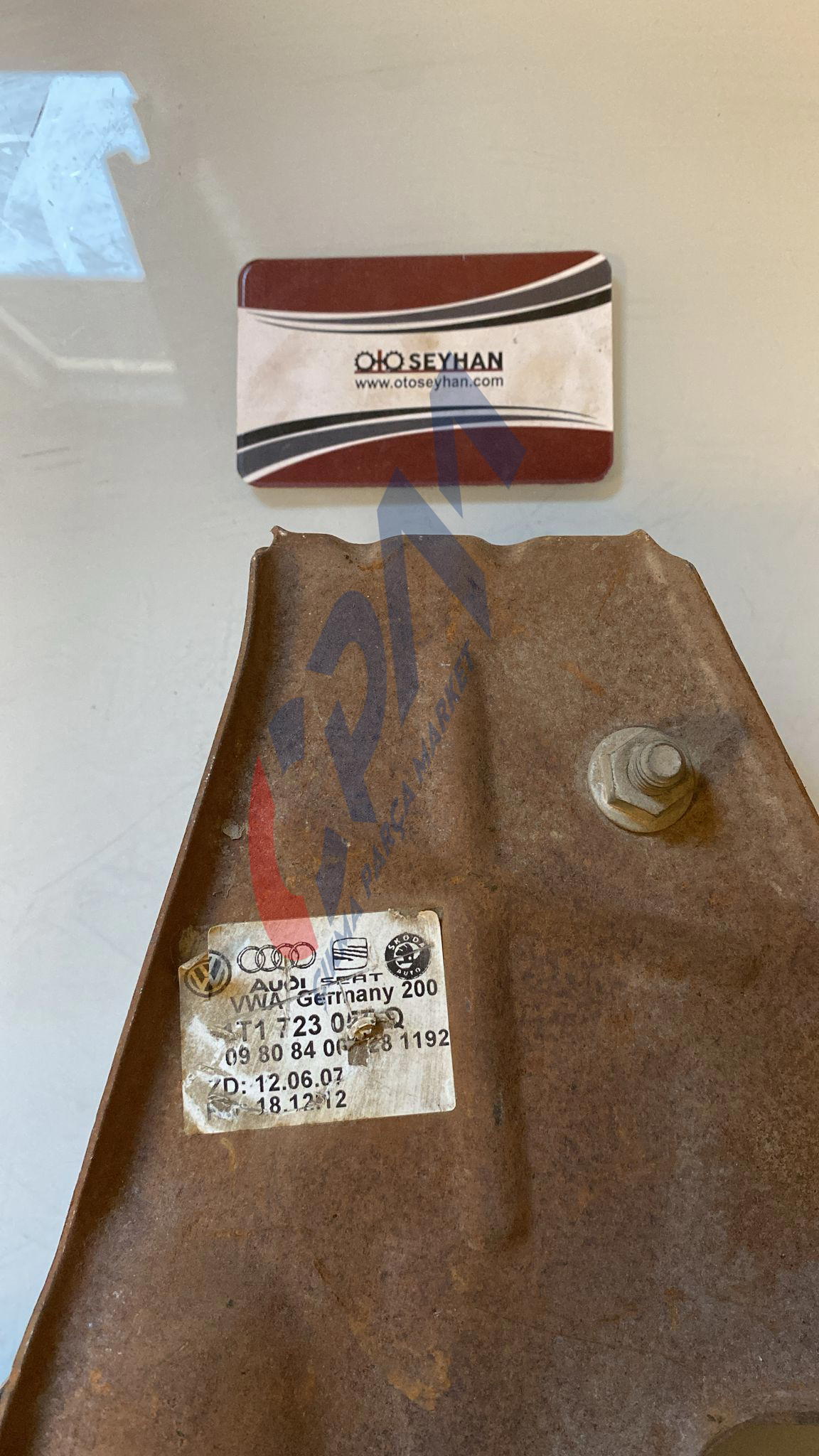 1T1723057Q volkswagen caddy otomatik fren pedali