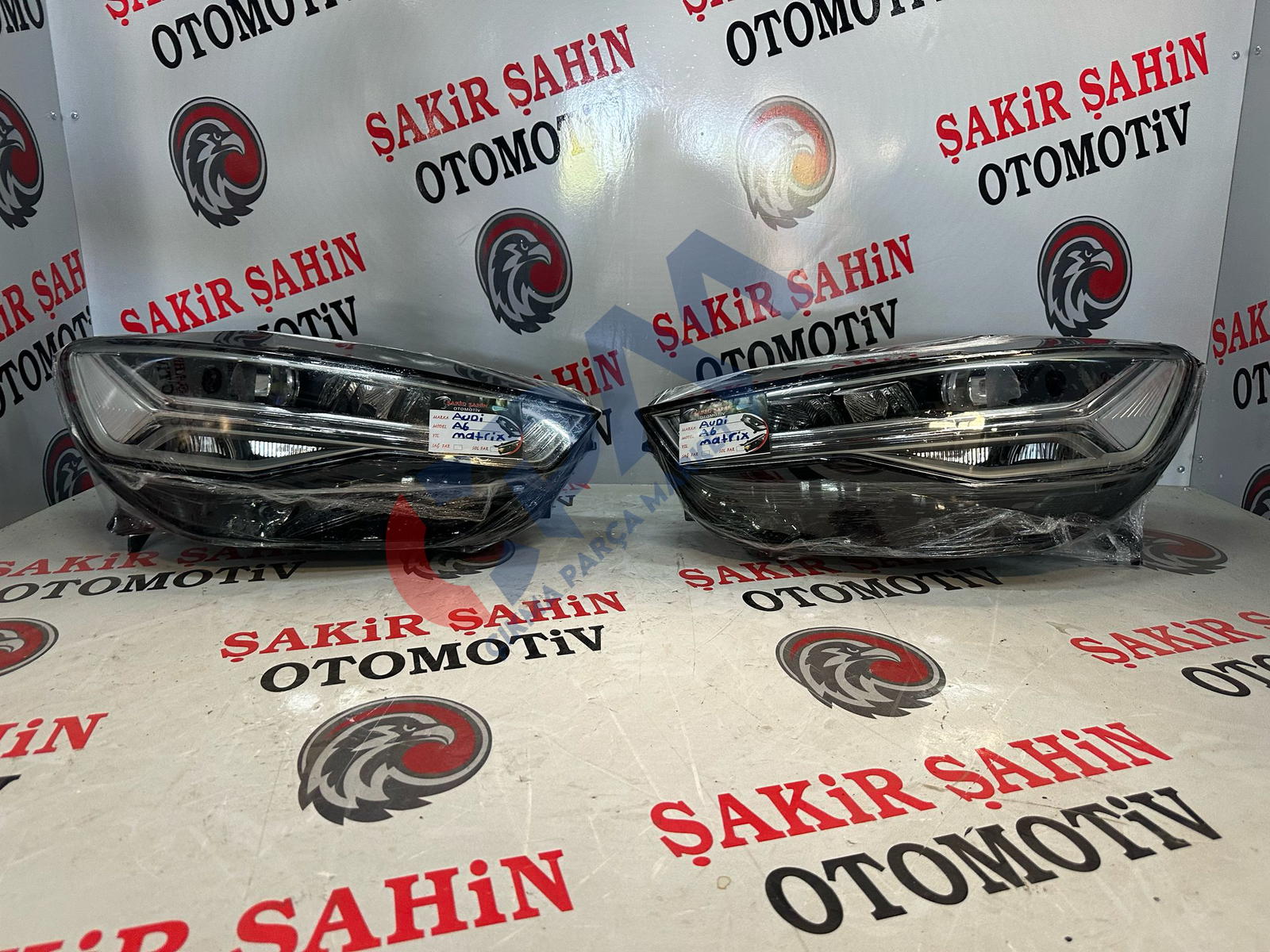 Audi A6 MATRİX Sağ & Sol Far