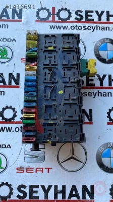 6K9937025H 357937039 vw caddy polo golf 1992 03 sigorta kutusu