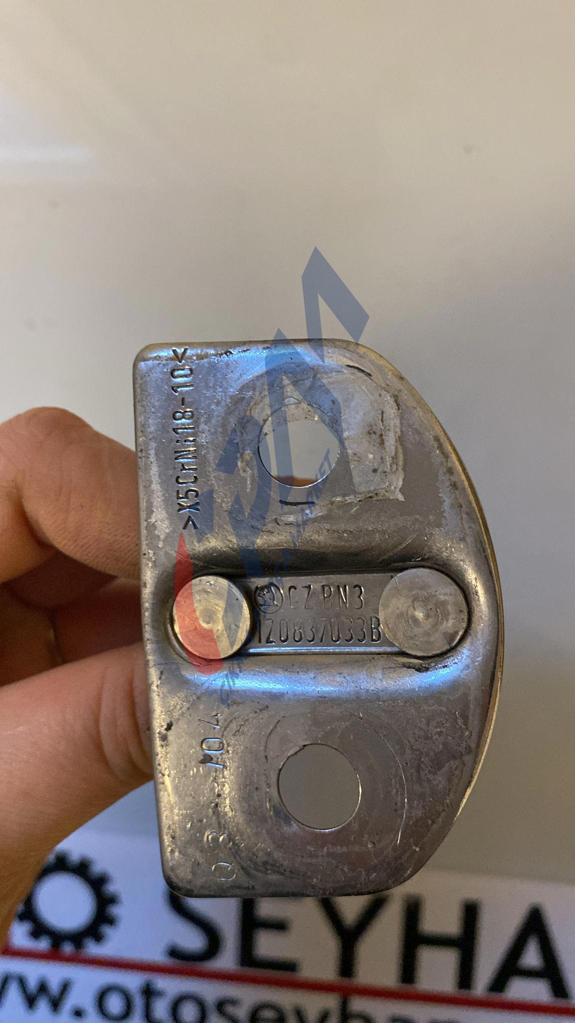 1Z0837033B skoda octavia 2005 sol ön kapı kilit karşılığı