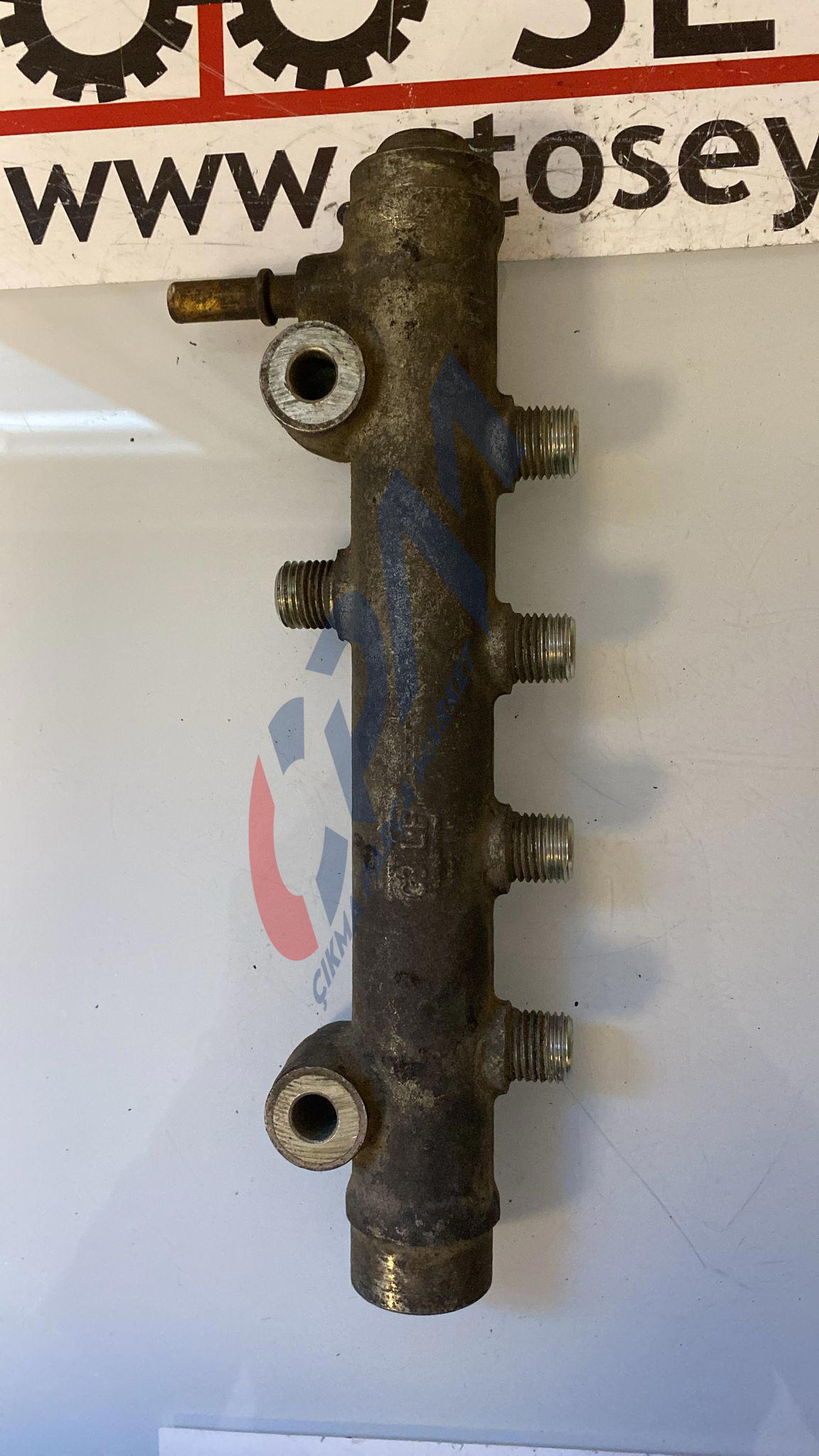 0445214028 9641509480 Peugeot 206 1.4 hdi enjektör rail borusu