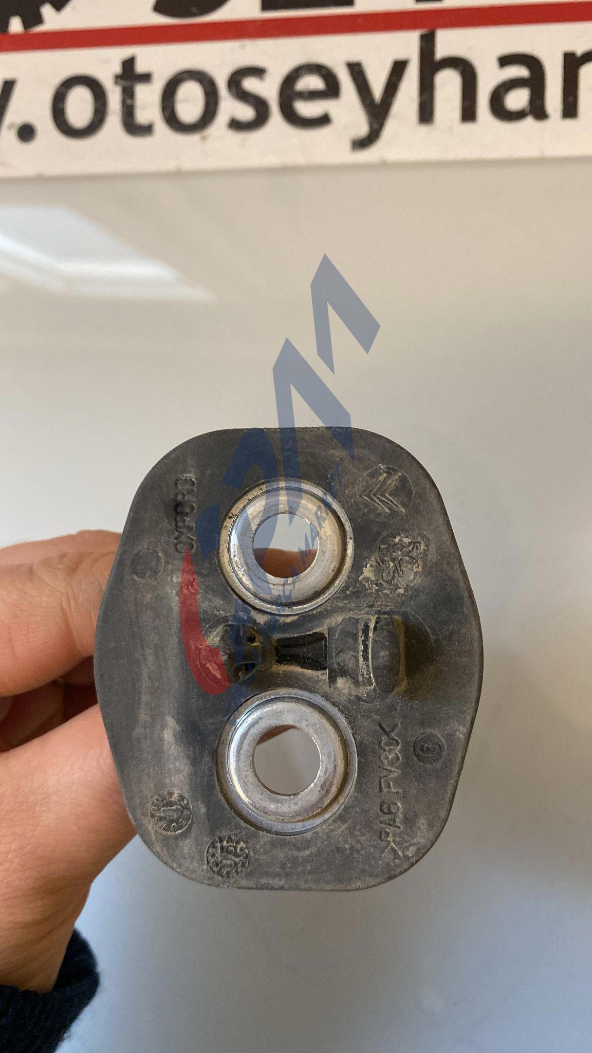 peugeot 407 2007 sağ ön kapı kilit karşılığı