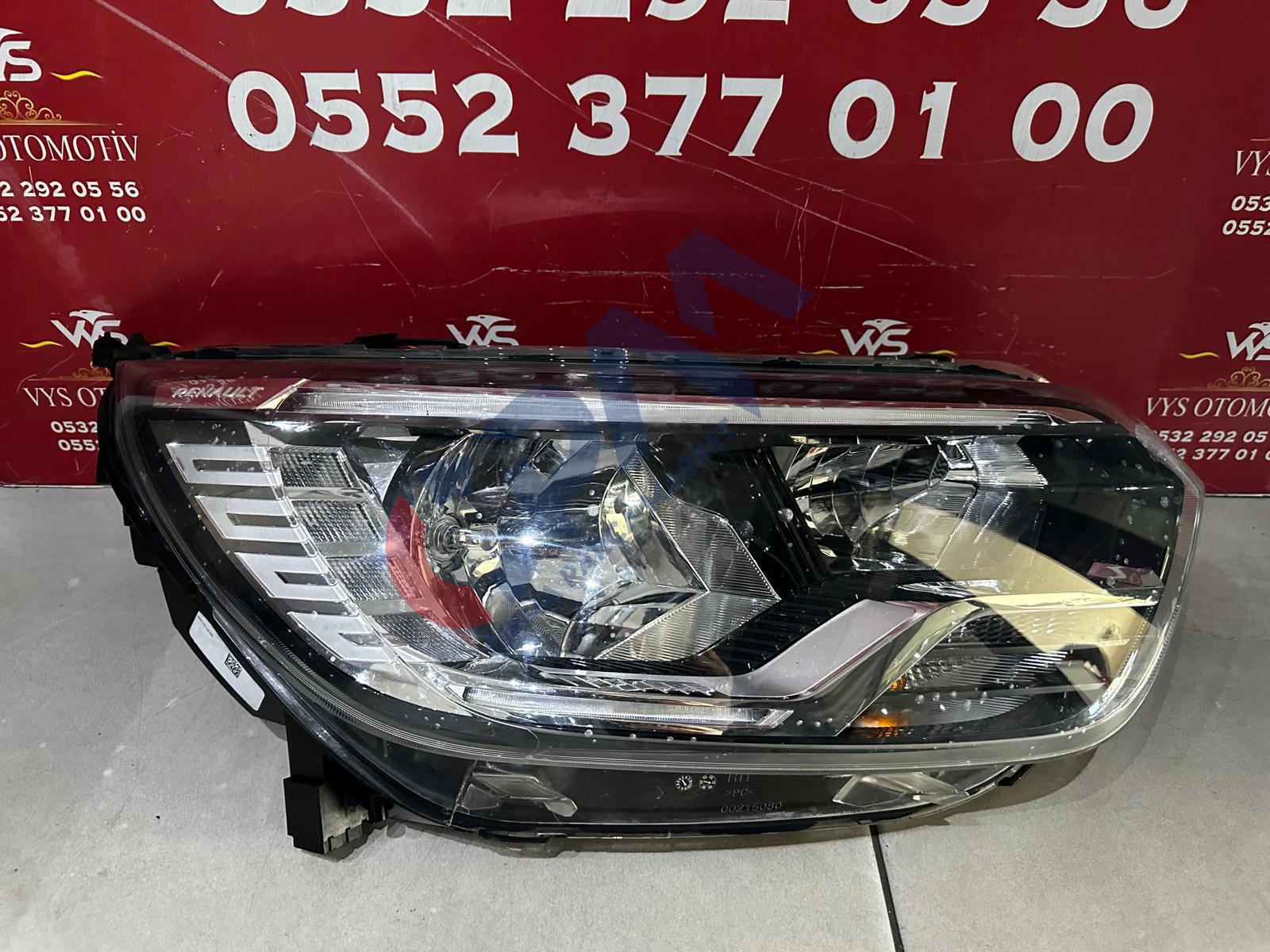 2020 2024 Renault Express Led  Sağ Ön Far 260105660R