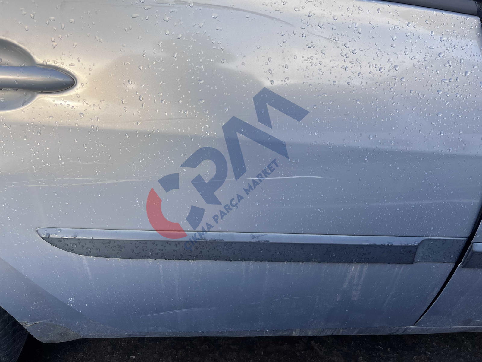 Renault Megane 2 Sağ Arka Kapı Bandı