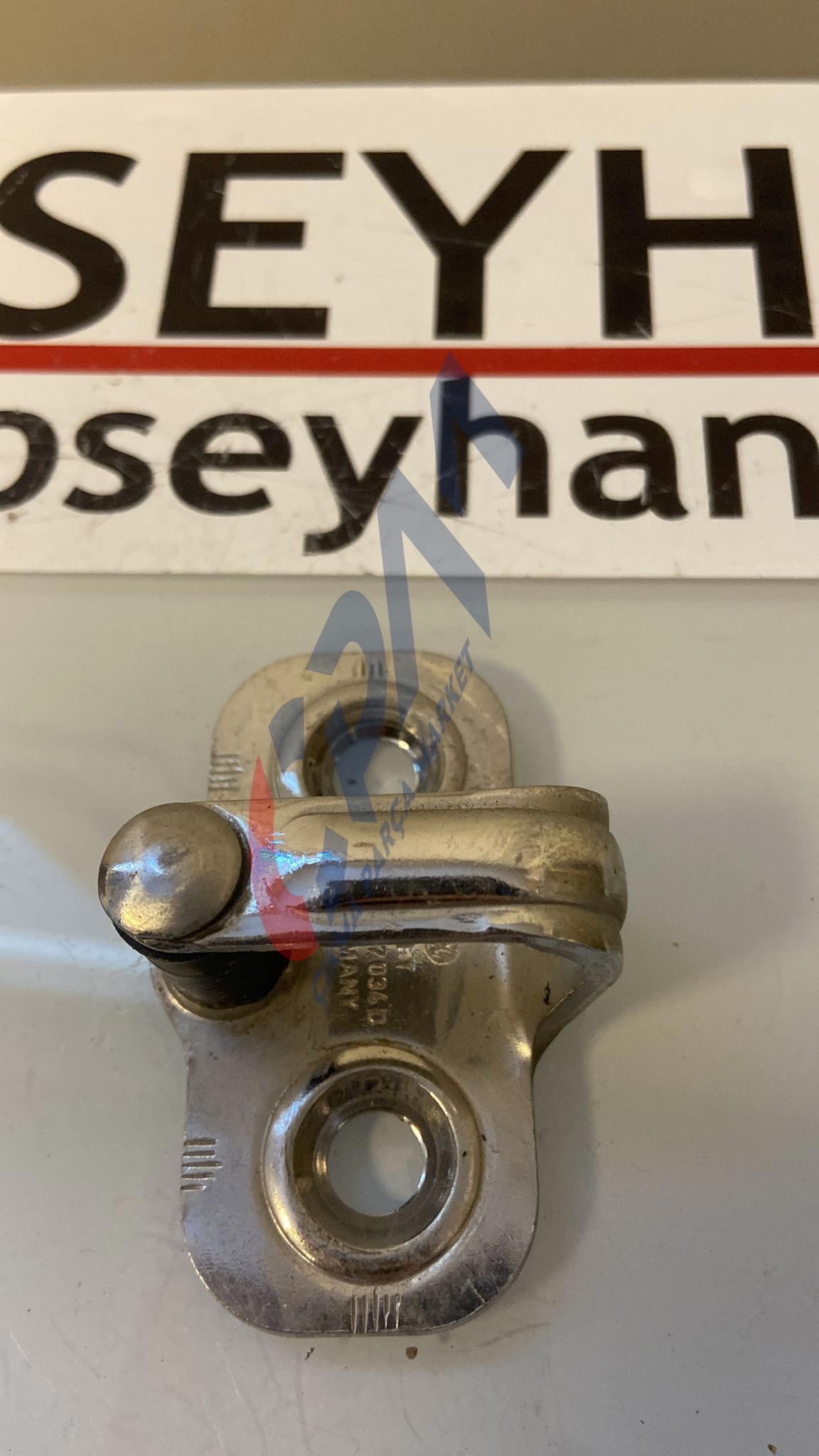 1H0837034D Volkswagen Caddy 1999 sağ sol uyumlu ön kapı kilit karşılığı