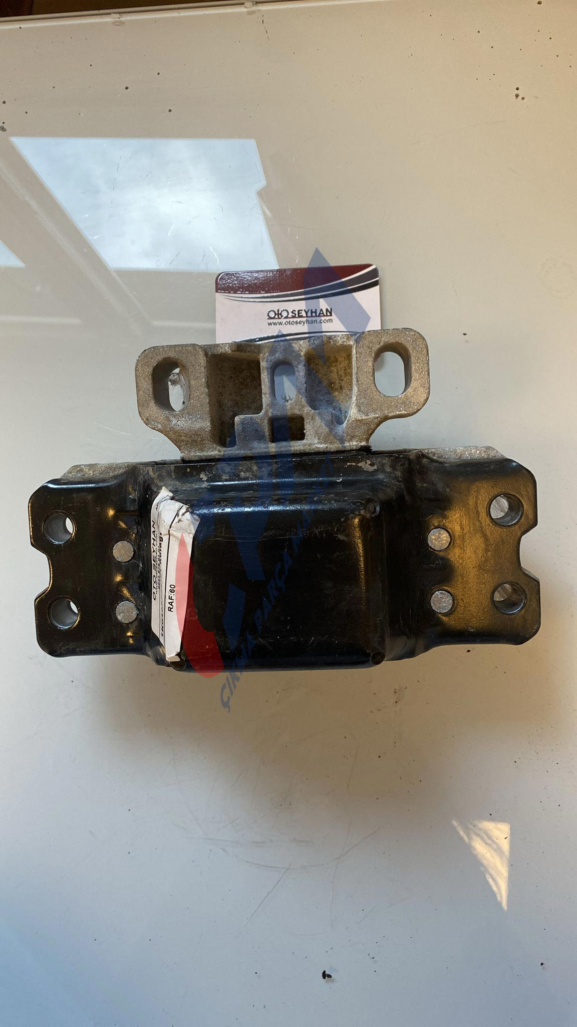 1K0199555 1K0199555M caddy 2007 1.9 bjb şanzıman motor kulağı