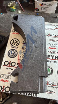 5N0858858 vw tiguan 2015 stepne yan köpüğü sağ