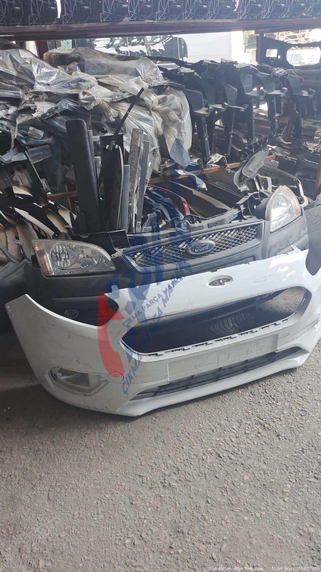 2014 2023 Ford Transit Courier Ön Tampon