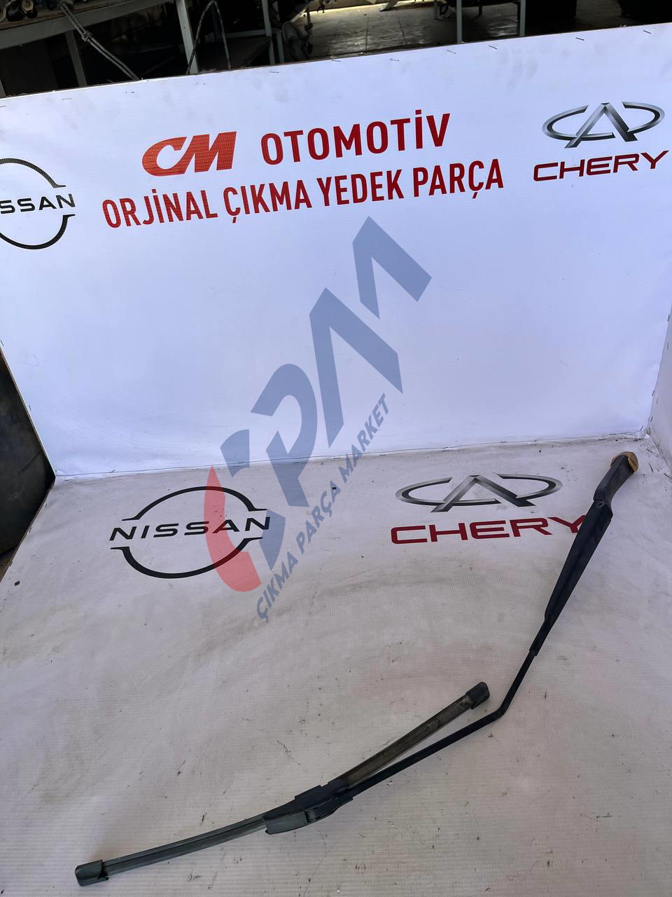 2014 2018 Nissan Juke Silecek Kolu