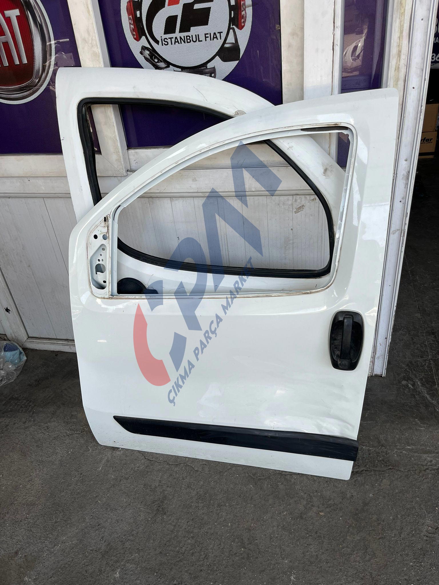 2009 2024 Fiat Fiorino Hatasız ayarında Sol Ön Kapı