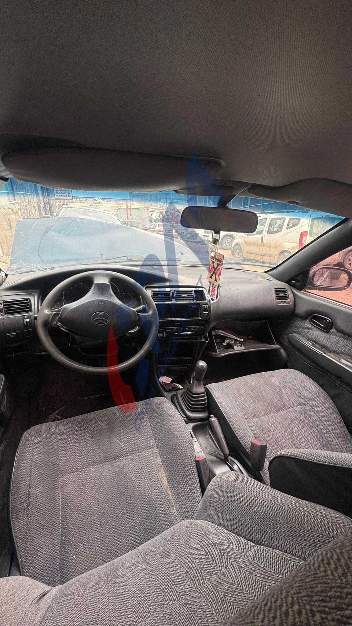 1995 MODEL TOYOTA COROLLA 1.3  ÇIKMA GÖĞÜS