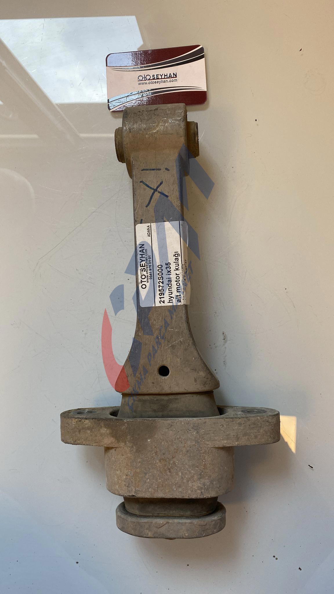 21957 2S000 hyundai ix35 alt motor şanzıman kulağı