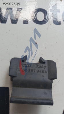 4D0857949A Seat Leon 2015 ön göğüs içi lastik
