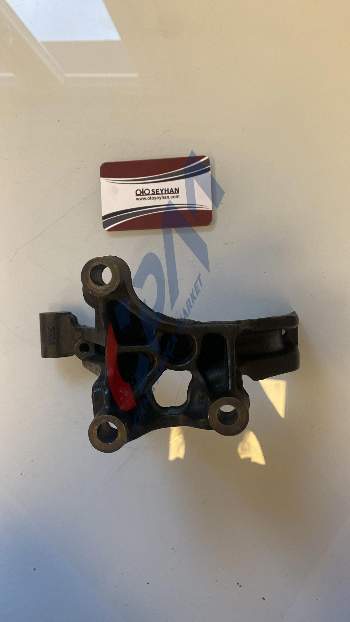 04L425 vw golf 7 passat b8 egr bağlantı braketi