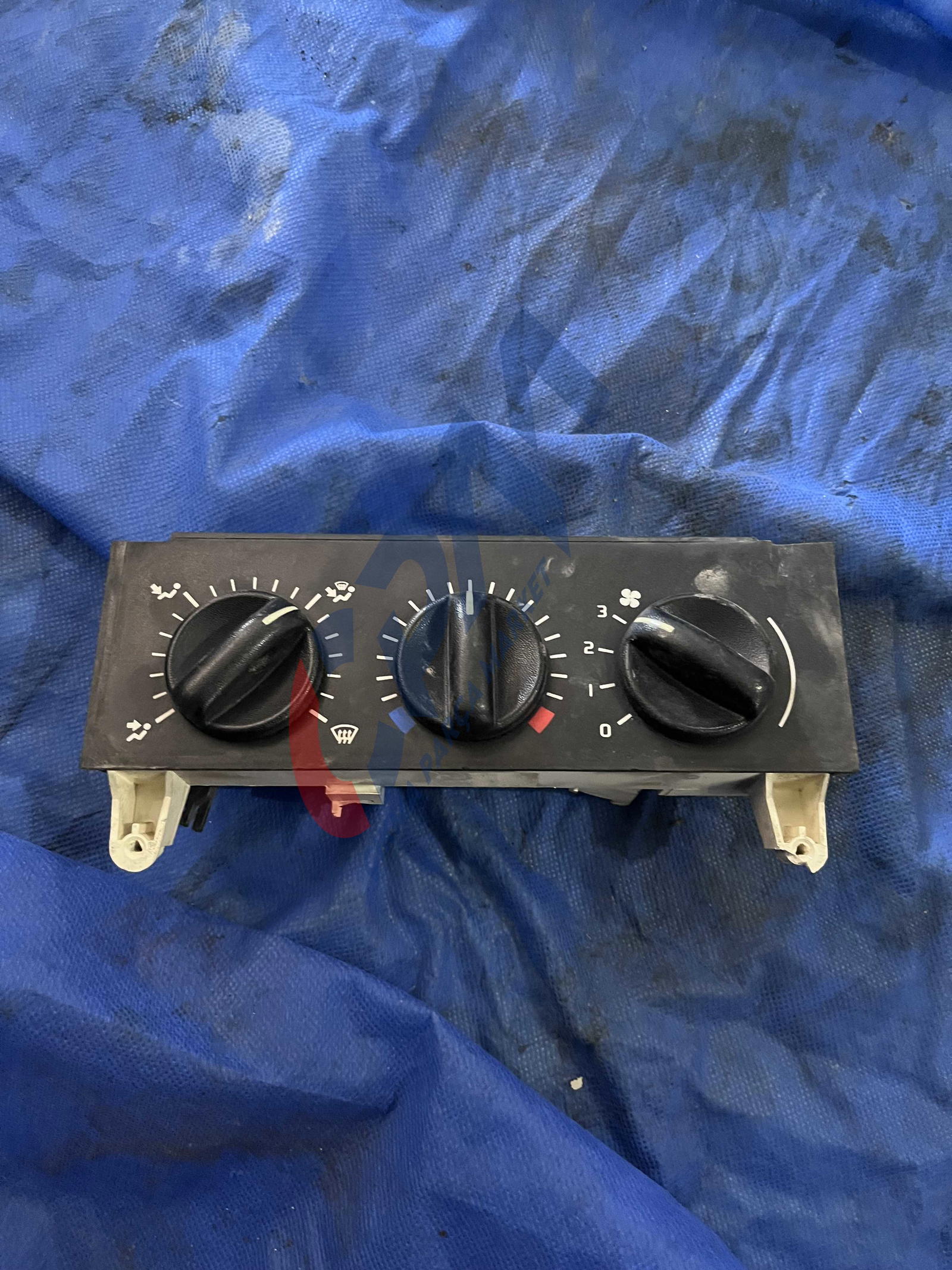 RENAULT R19 KALORİFER KONTROL ÜNİTESİ