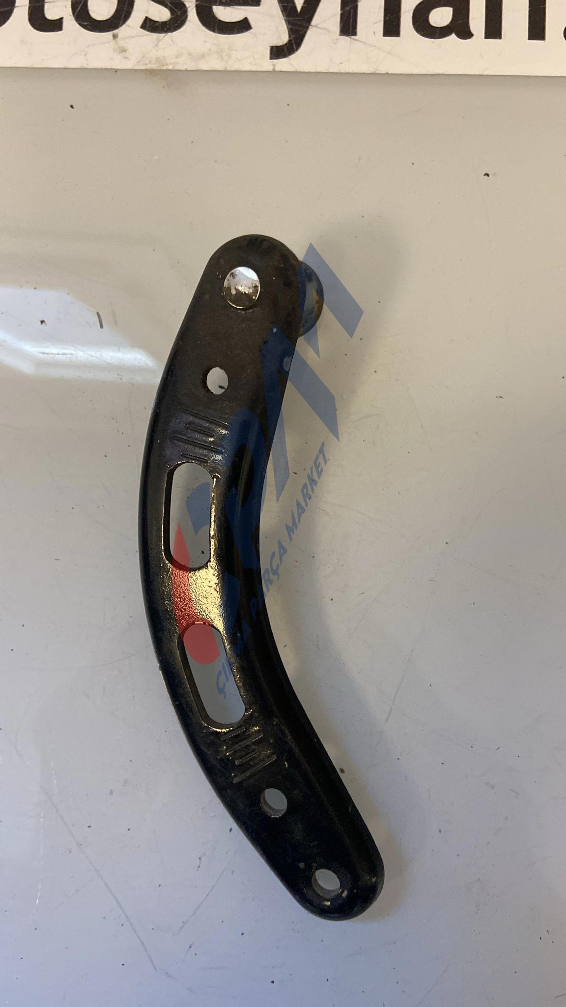 2K0843336A Volkswagen Caddy 2007 orta sağ sürgülü kapı ray makarası içi