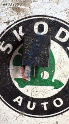 5M5T 14B192AA 1.6 ford focus röle